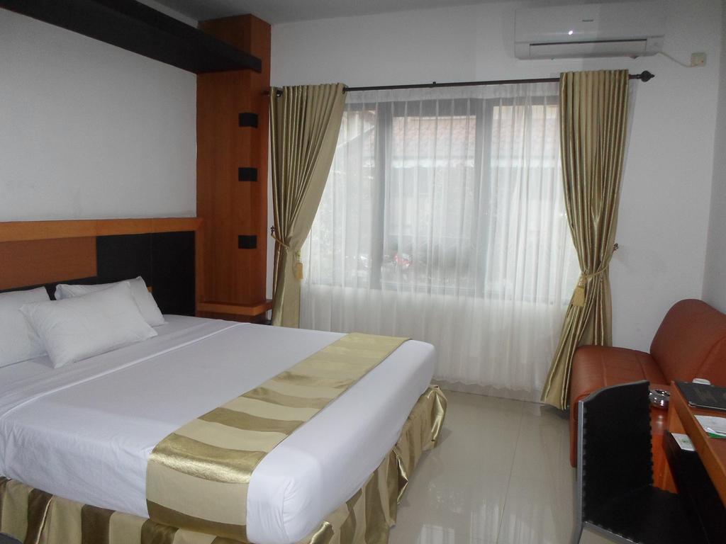 Hotel Grand Karawang Indah Cameră foto